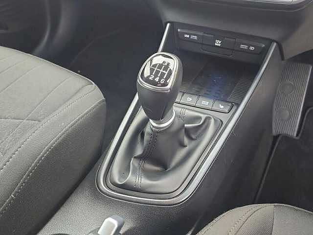 Hyundai BAYON Premium T-Gdi Mhev