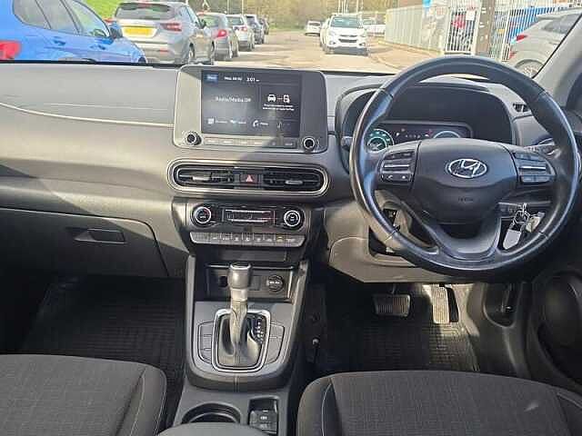 Hyundai KONA Se Connect Gdi Hev S-A