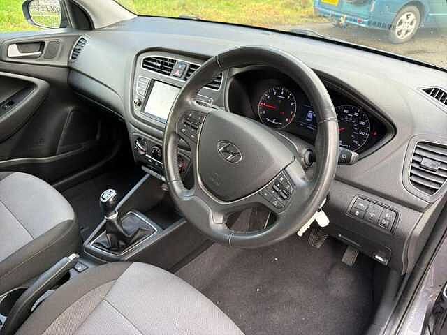 Hyundai I20 Play 1.2 Petrol Manual 5 Door Grey