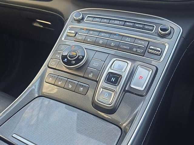 Hyundai Santa Fe Ultimate Hev Auto