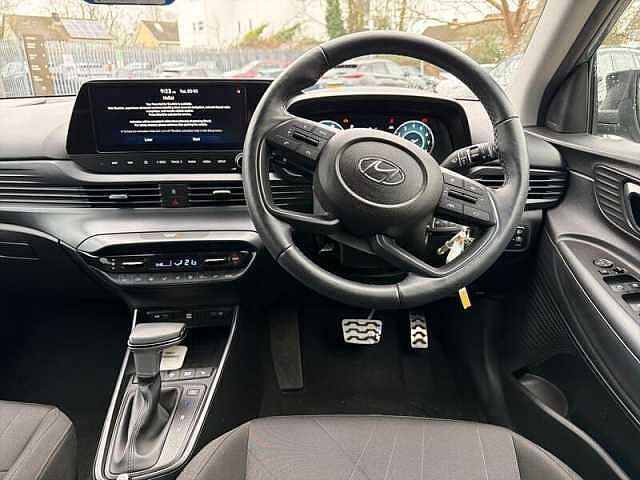 Hyundai BAYON Premium T-Gdi Mhev Auto