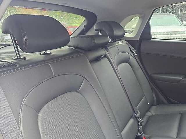 Hyundai KONA 1.6 h-GDi Ultimate SUV 5dr Petrol Hybrid DCT Euro 6 (s/s) (141 ps)