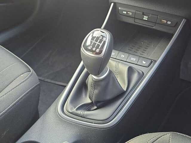 Hyundai BAYON 1.0 T-GDi MHEV Ultimate SUV 5dr Petrol Hybrid Manual Euro 6 (s/s) (120 ps)