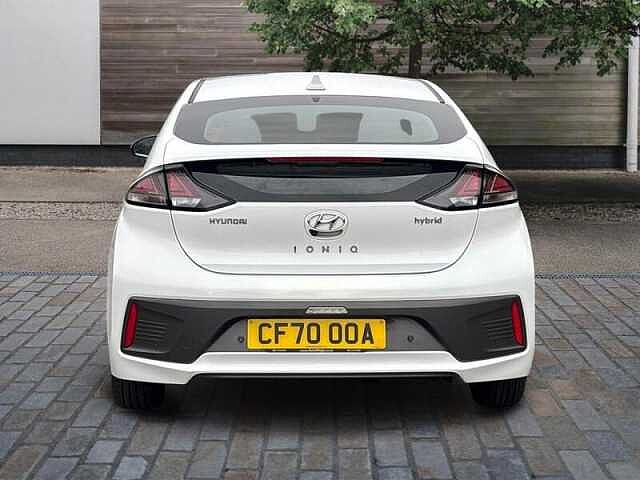 Hyundai IONIQ Premium Hev S-A