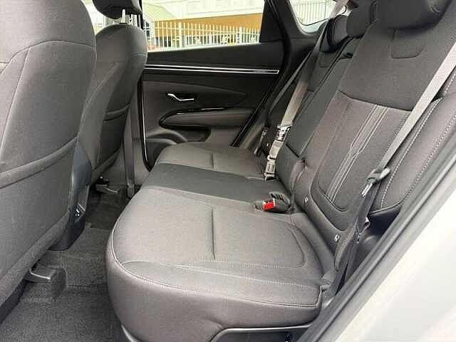 Hyundai TUCSON 1.6 h T-GDi Premium SUV 5dr Petrol Hybrid Auto Euro 6 (s/s) (230 ps)