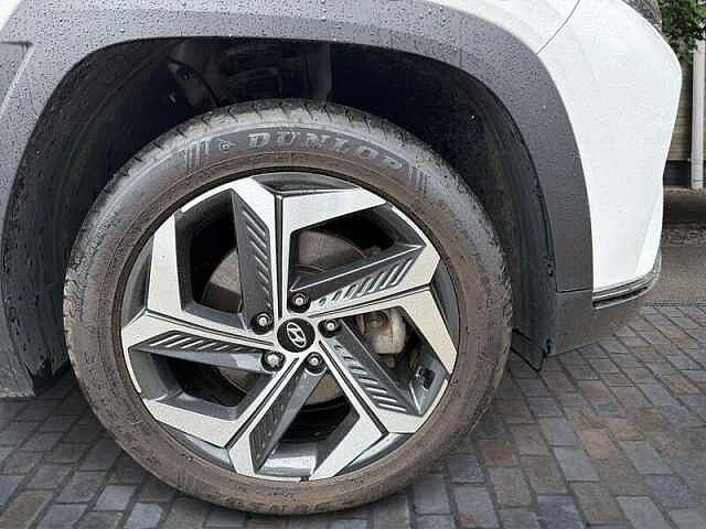 Hyundai TUCSON 1.6 h T-GDi 13.8kWh Premium SUV 5dr Petrol Plug-in Hybrid Auto 4WD Euro 6 (s/s)