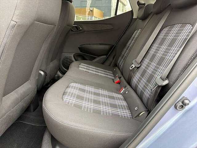 Hyundai i10 5dr Hat 1.0 Mpi 63ps Premium Nav Au