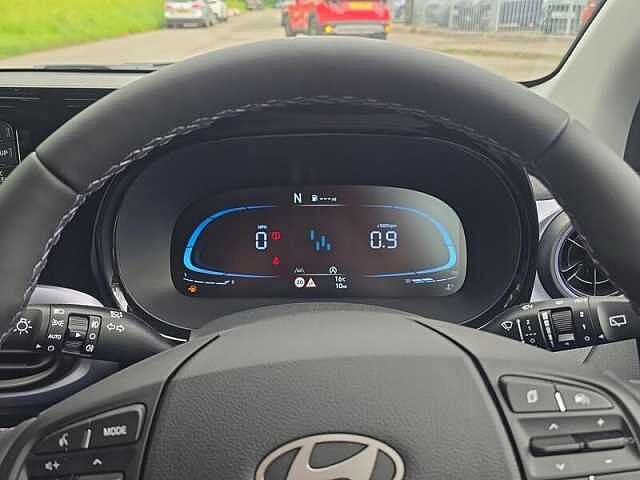Hyundai I10 1.2 Premium Hatchback 5dr Petrol Auto Euro 6 (s/s) (79 ps) Blue