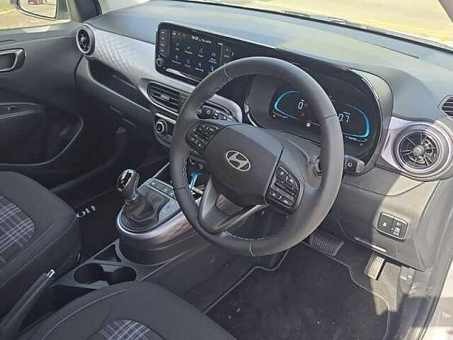 Hyundai i10 1.2 Premium Auto Euro 6 (s/s) 5dr