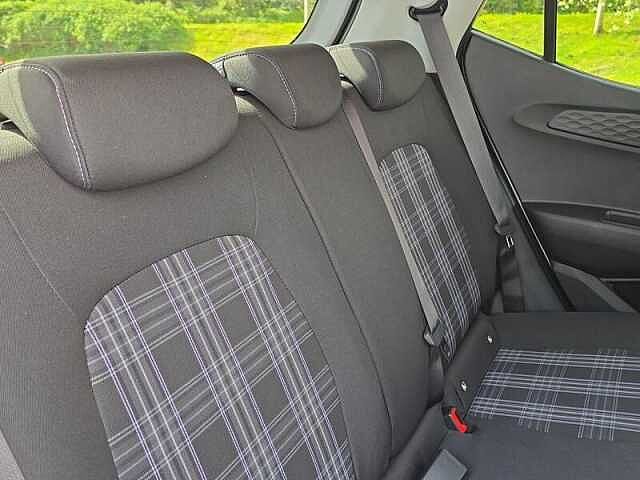 Hyundai i10 1.2 Premium Auto Euro 6 (s/s) 5dr