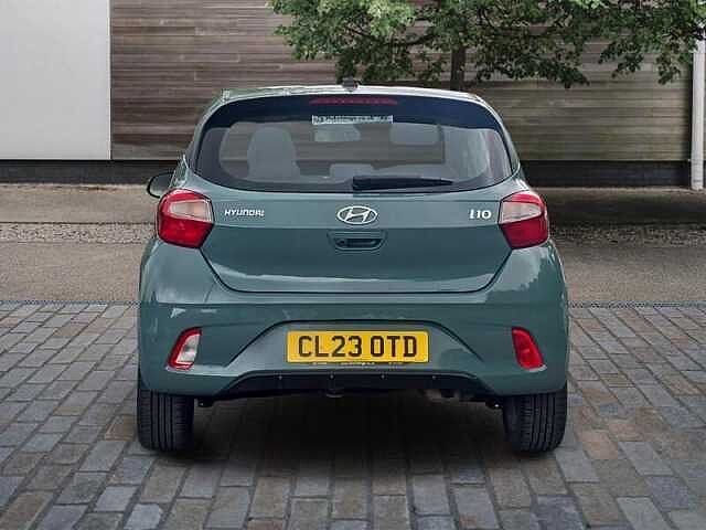 Hyundai i10 1.0 SE Connect Hatchback 5dr Petrol Auto Euro 6 (s/s) (67 ps)