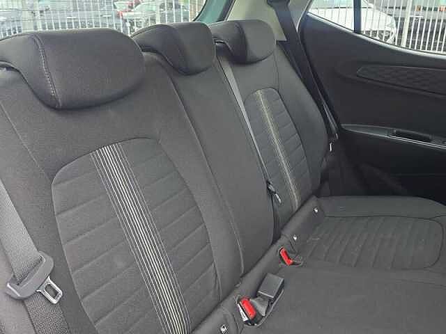 Hyundai i10 1.0 SE Connect Hatchback 5dr Petrol Auto Euro 6 (s/s) (67 ps)