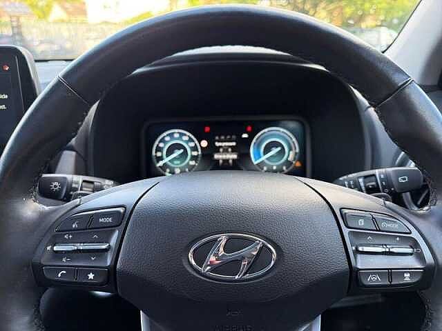 Hyundai KONA 64kWh Ultimate SUV 5dr Electric Auto (10.5kW Charger) (204 ps)