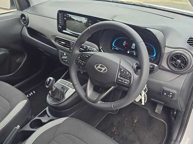 Hyundai i10 1.0 Advance Hatchback 5dr Petrol Auto Euro 6 (s/s) (63 ps)