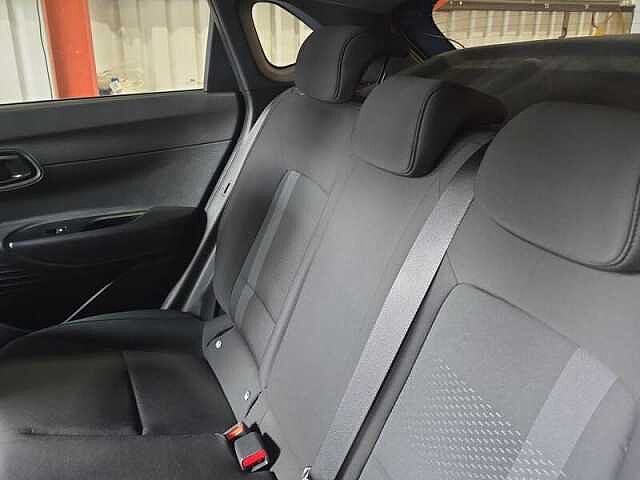 Hyundai i20 1.0 T-GDi Black Line Hatchback 5dr Petrol DCT Euro 6 (s/s) (90 ps)