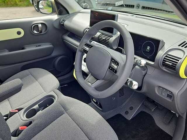 Hyundai INSTER Long Range 49kWh Cross SUV 5dr Electric Auto (115 ps)
