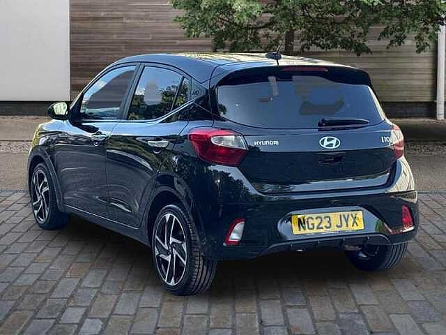 Hyundai i10 1.2 Premium Hatchback 5dr Petrol Manual Euro 6 (s/s) (84 ps)