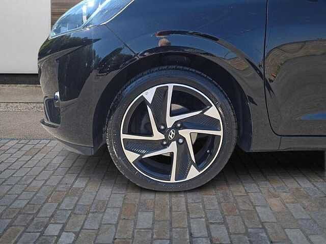 Hyundai i10 1.0 Premium Hatchback 5dr Petrol Auto Euro 6 (s/s) (67 ps)