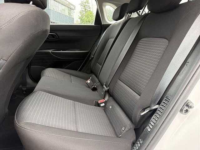Hyundai i20 1.0 T-GDi MHEV SE Connect Hatchback 5dr Petrol Hybrid Manual Euro 6 (s/s) (100 p