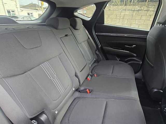 Hyundai TUCSON Premium 1.6 h T-GDi Hybrid Auto 230 ps