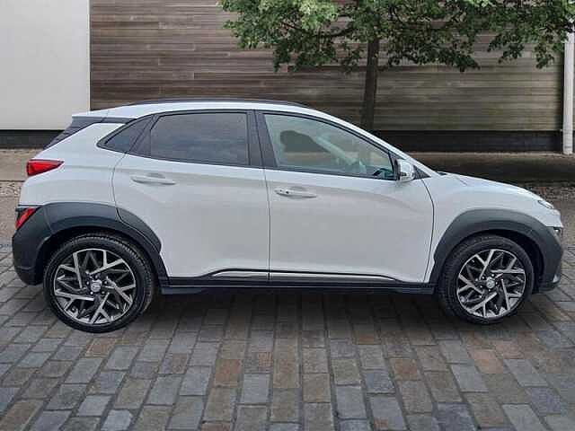 Hyundai KONA 1.6 h-GDi Ultimate SUV 5dr Petrol Hybrid DCT Euro 6 (s/s) (141 ps)